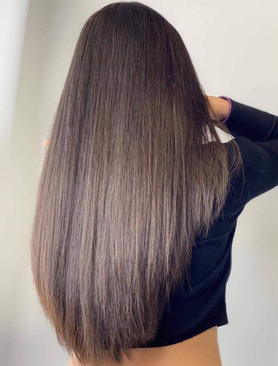 Blonde Collarbone Lob With Curtain Bangs — V Cut Hair