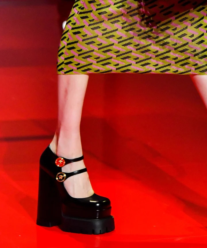 Geometric Print Skirt with Black Patent Platform Wedge Heels — Platform Heels Outfits