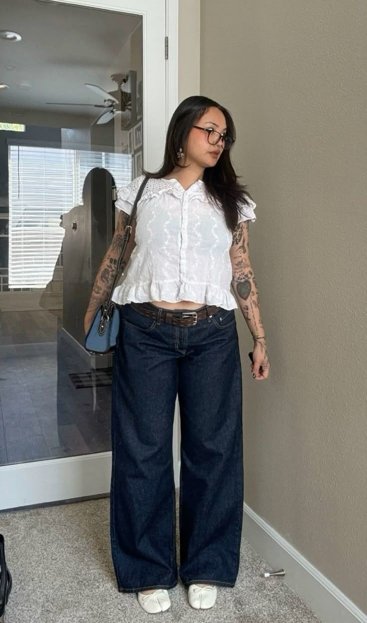 Dark Wash Wide-Leg Jeans with Eyelet Blouse Dark Wash Wide-Leg Jeans with Eyelet Blouse — Outfits for Big Thighs
