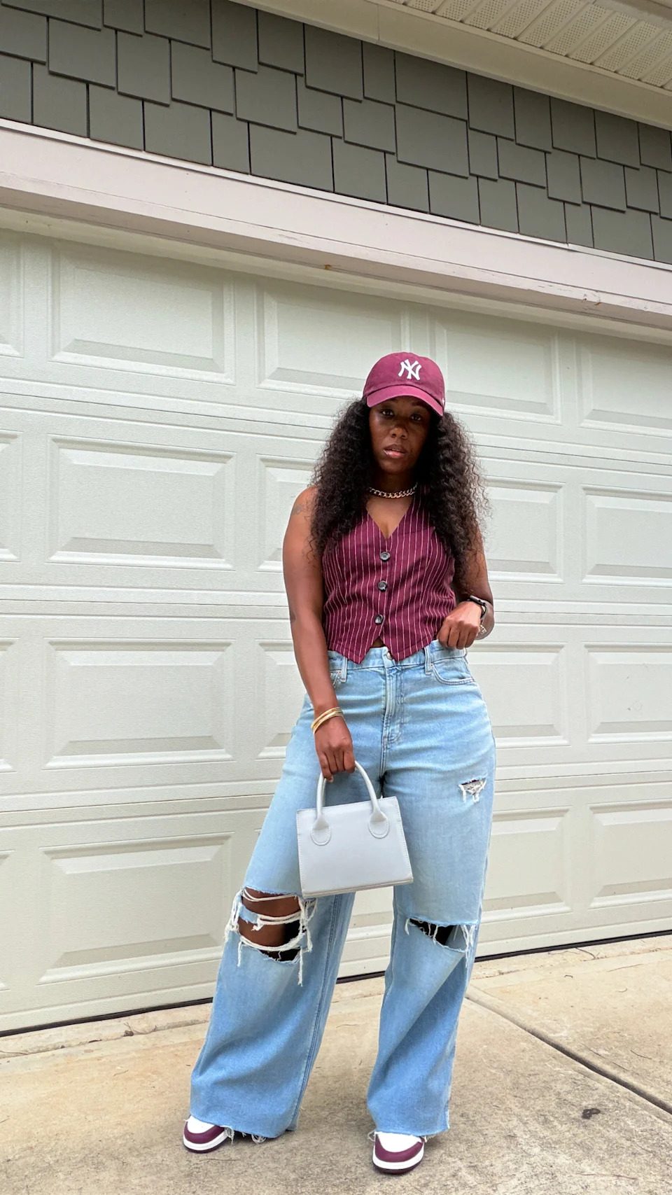 How I styled American Eagle baggy jeans for fall