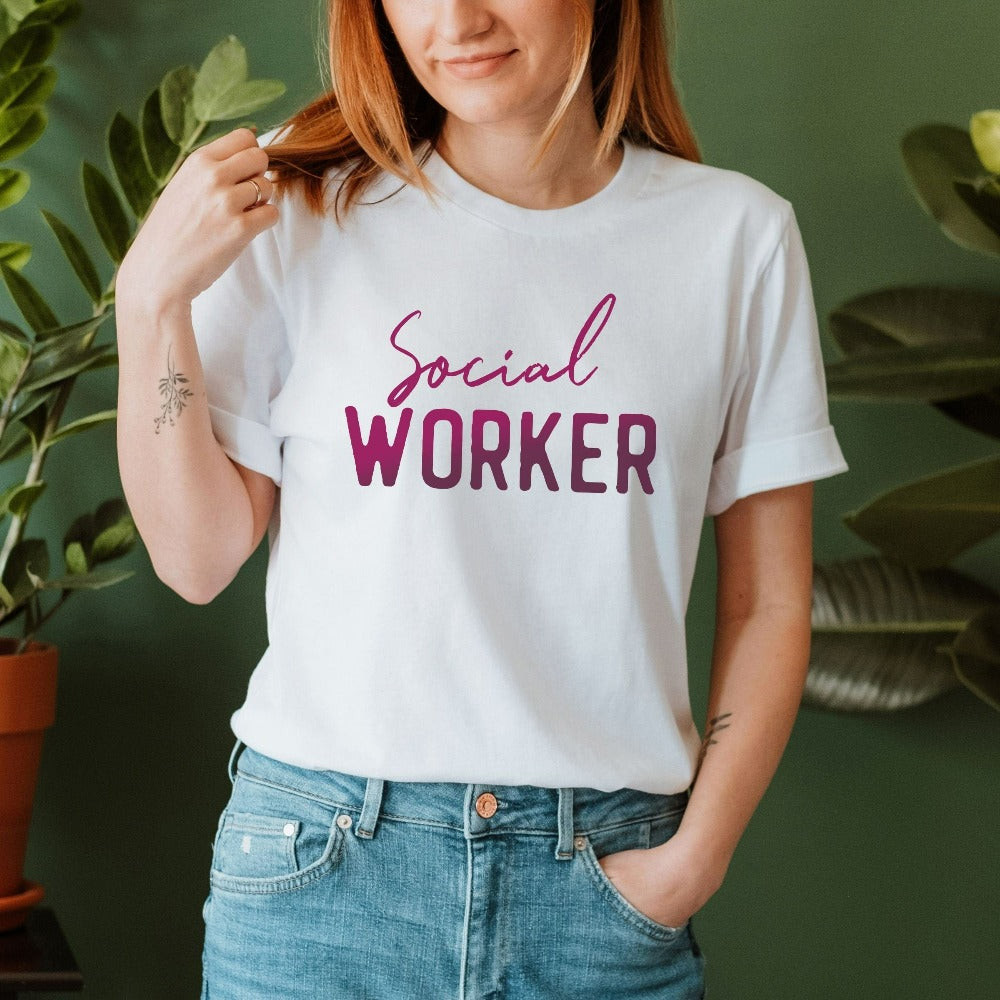 Graphic 'Social Worker' Tee for Casual Office Days Graphic 'Social Worker' Tee for Casual Office Days — Social Worker Outfits