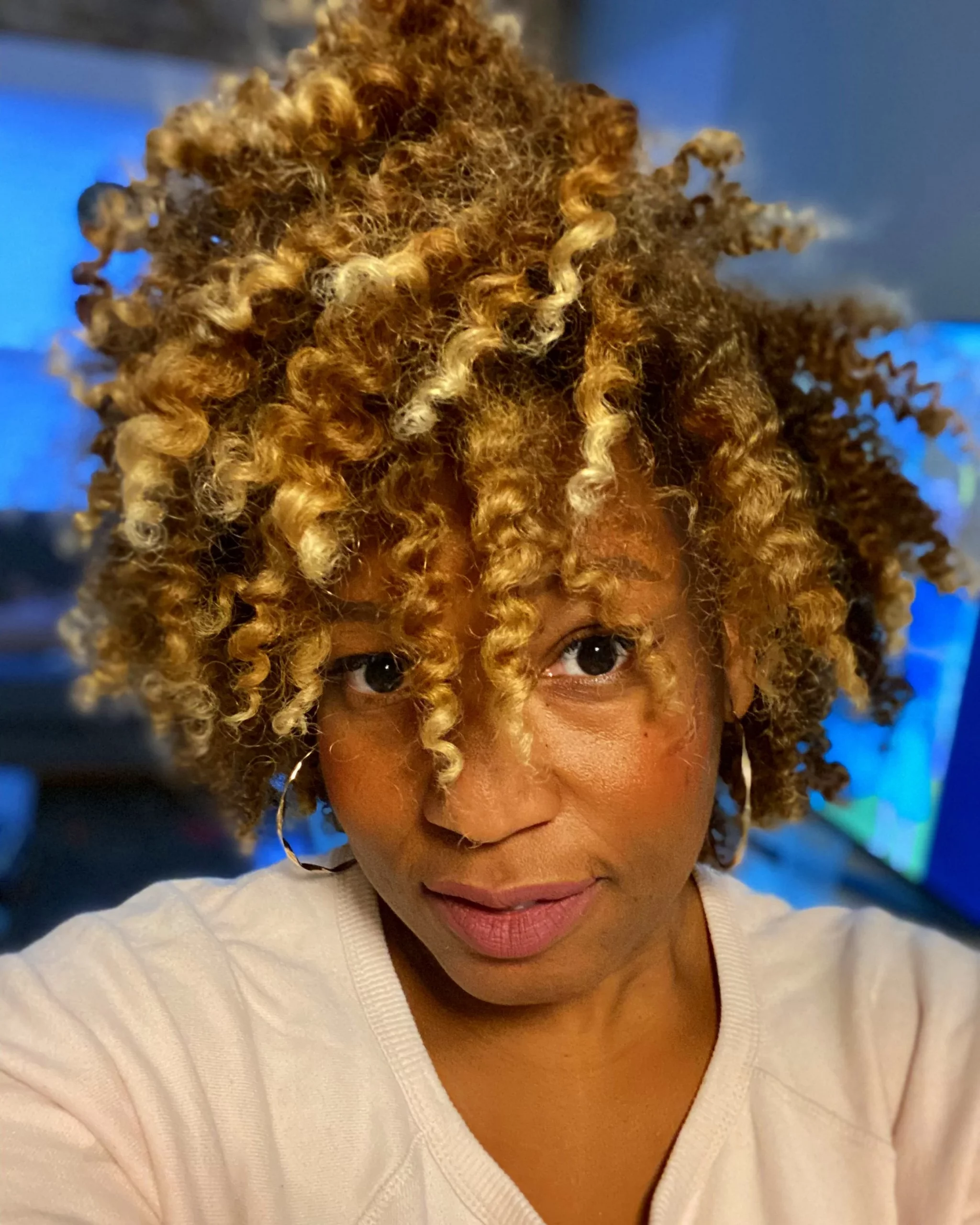 Shoulder Visual Idea — Twist Out