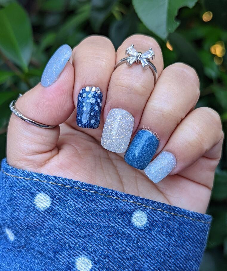 Mixed Texture Denim and Lace Short Nails Mixed Texture Denim and Lace Short Nails — Denim Nails
