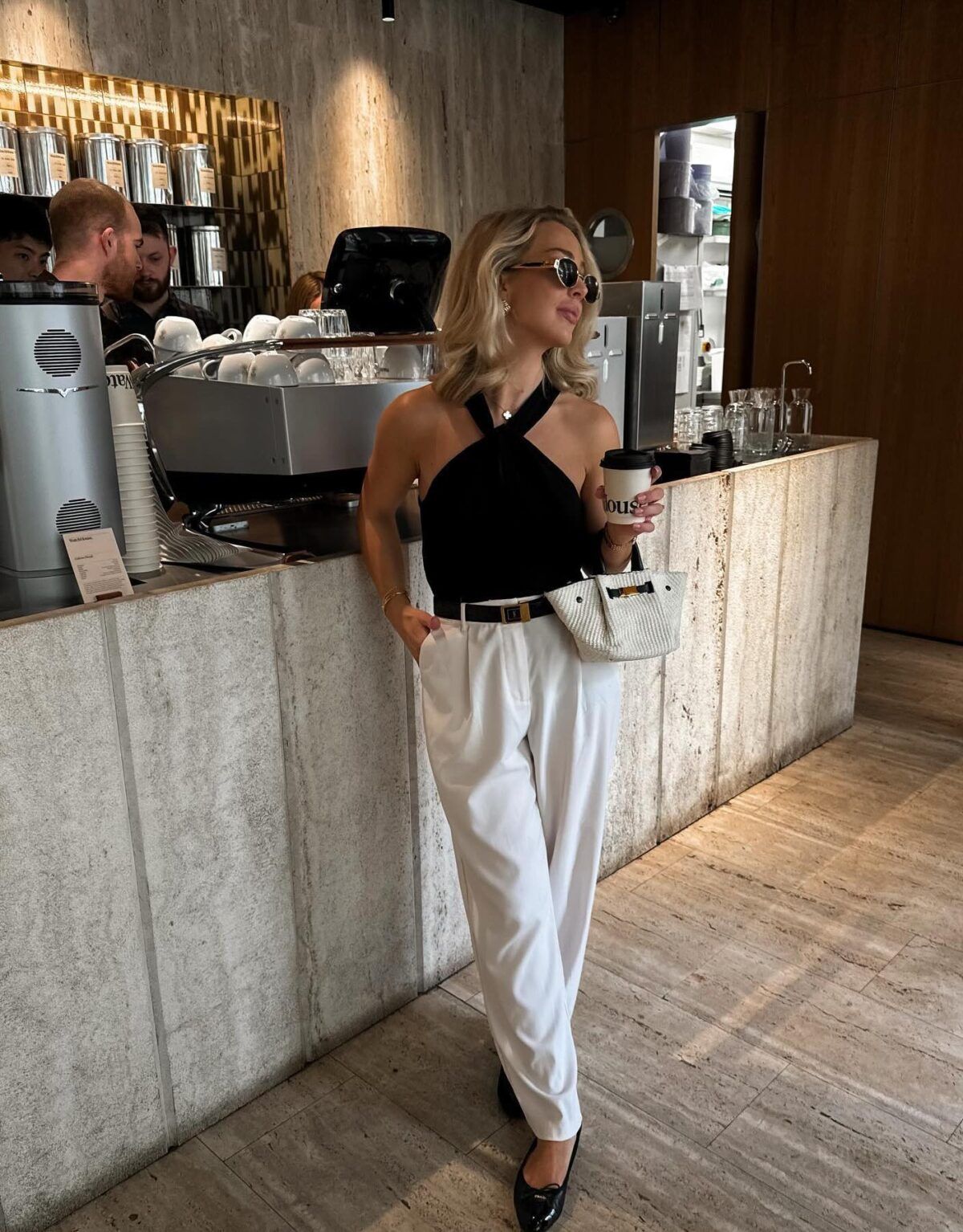 Halter Neck Top and White Trousers for a Chic Date Halter Neck Top and White Trousers for a Chic Date — Coffee Date Outfits