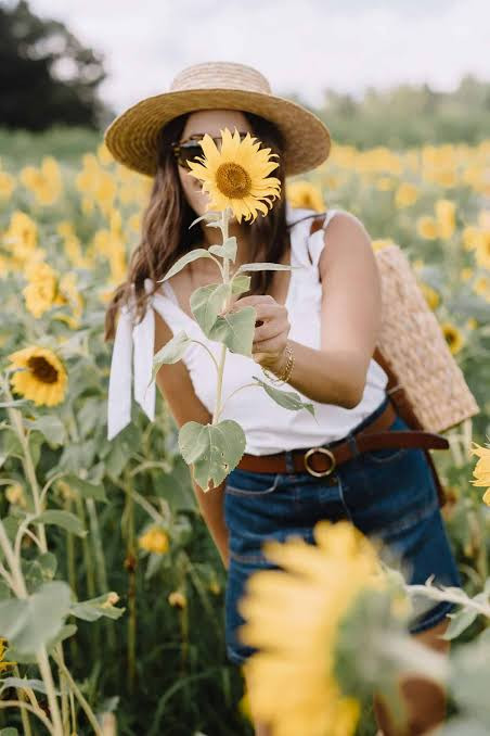 Farm Gardening Outfit Idea Farm Gardening Outfit Idea — Farm Outfits