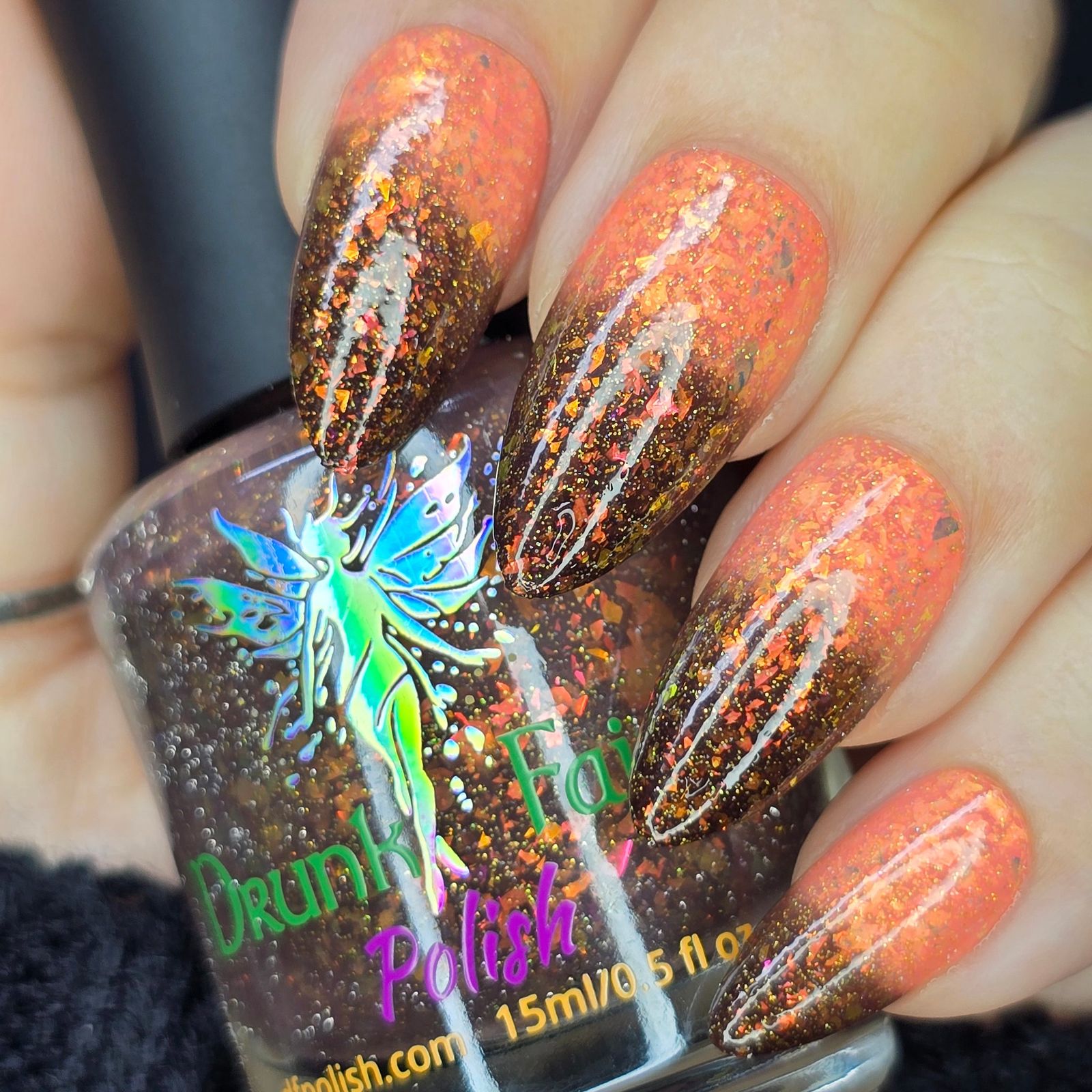 Glitter Visual Idea Glitter Visual Idea — Thermal Nails