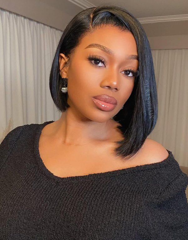 The Sharp Defined Line Black Bob — Asymmetrical Bob
