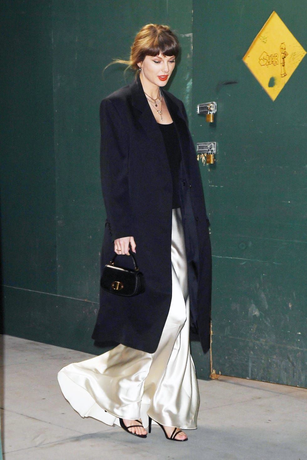 Cream Satin Wide-Leg Garment with Black Coat and Sandals Cream Satin Wide-Leg Garment with Black Coat and Sandals — Satin Skirt Outfits