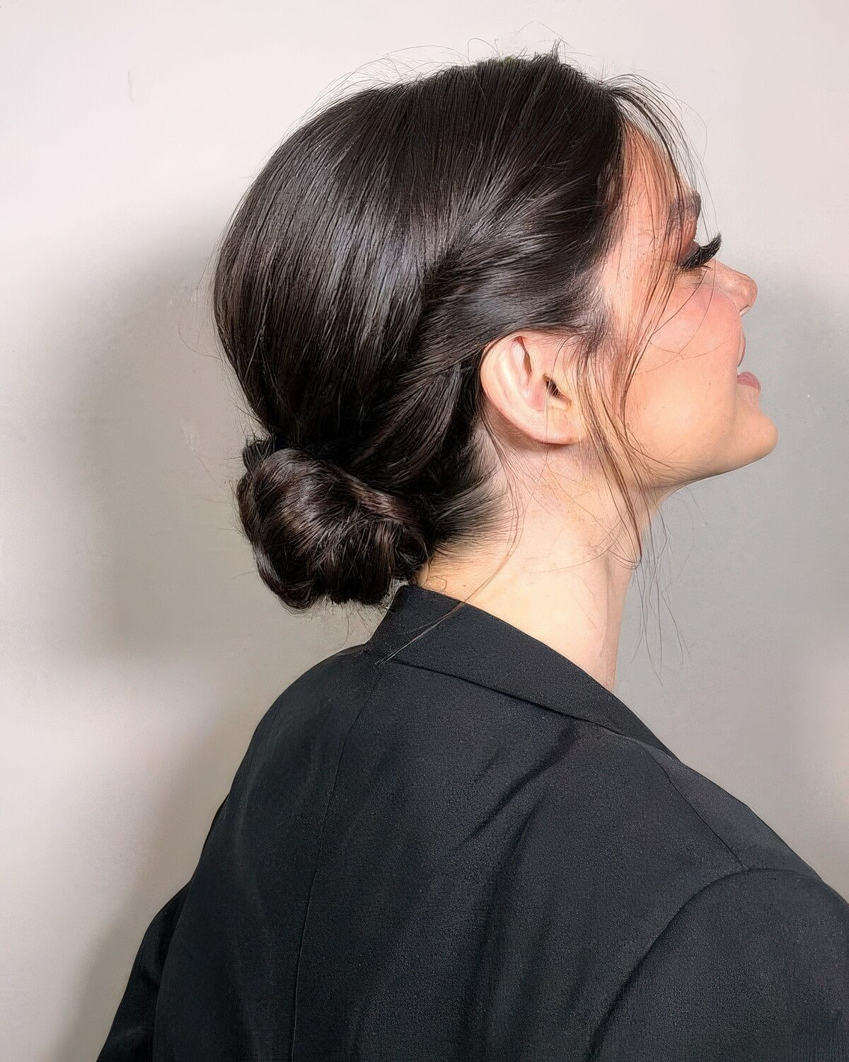 30 Low Bun Hairstyles For Every Occasion - Styleoholic