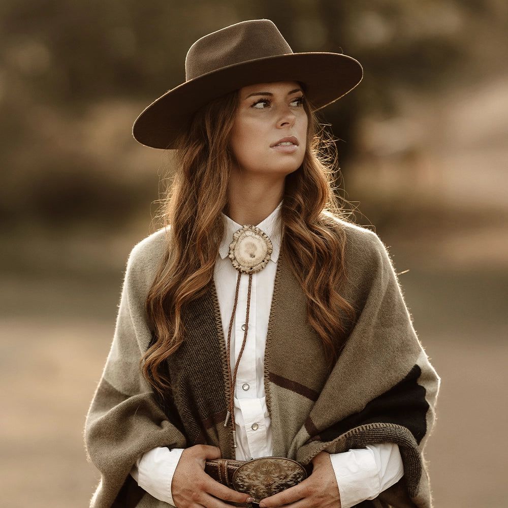 Western-Inspired Outfit with Brown Wide Brim Hat and Poncho Western-Inspired Outfit with Brown Wide Brim Hat and Poncho — Wide Brim Hat Outfits