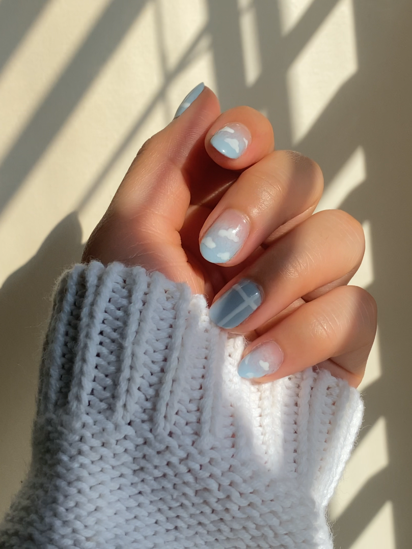 Light Blue Accent Cloud Square Nails Light Blue Accent Cloud Square Nails — Cloud Nails