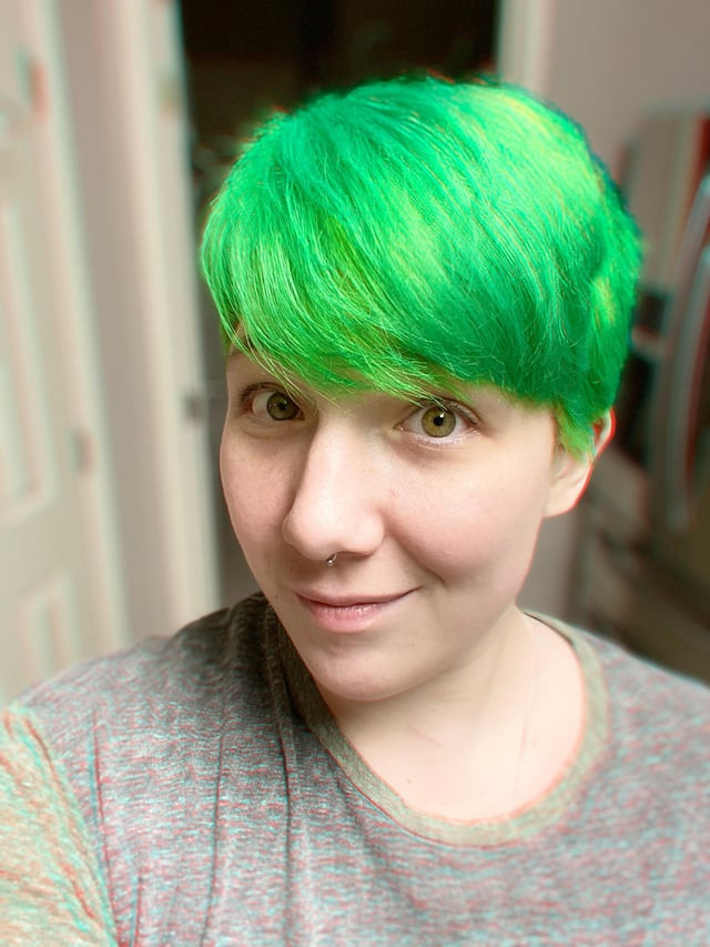 Fine Straight Pixie With Neon Green Fine Straight Pixie With Neon Green — Neon Green Hair