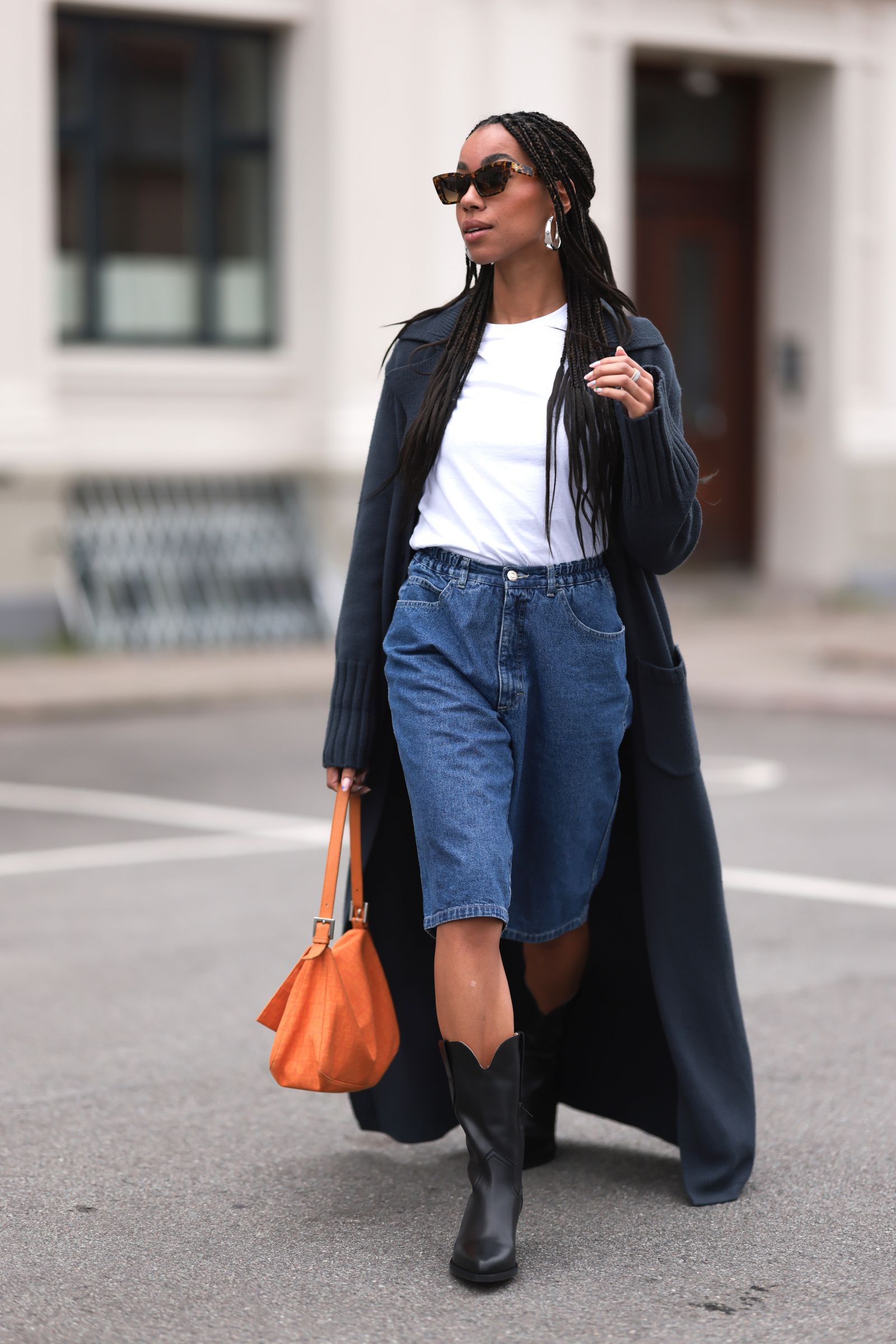 Black Cowboy Boots with Denim Shorts and Long Cardigan — Cowboy Boots Outfits
