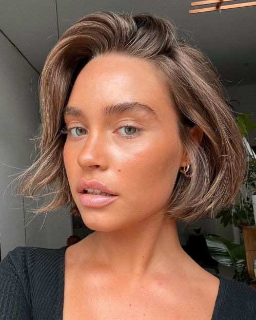 Chin Bob With Soft Wavy Volume Chin Bob With Soft Wavy Volume — Wash and Go Hairstyles