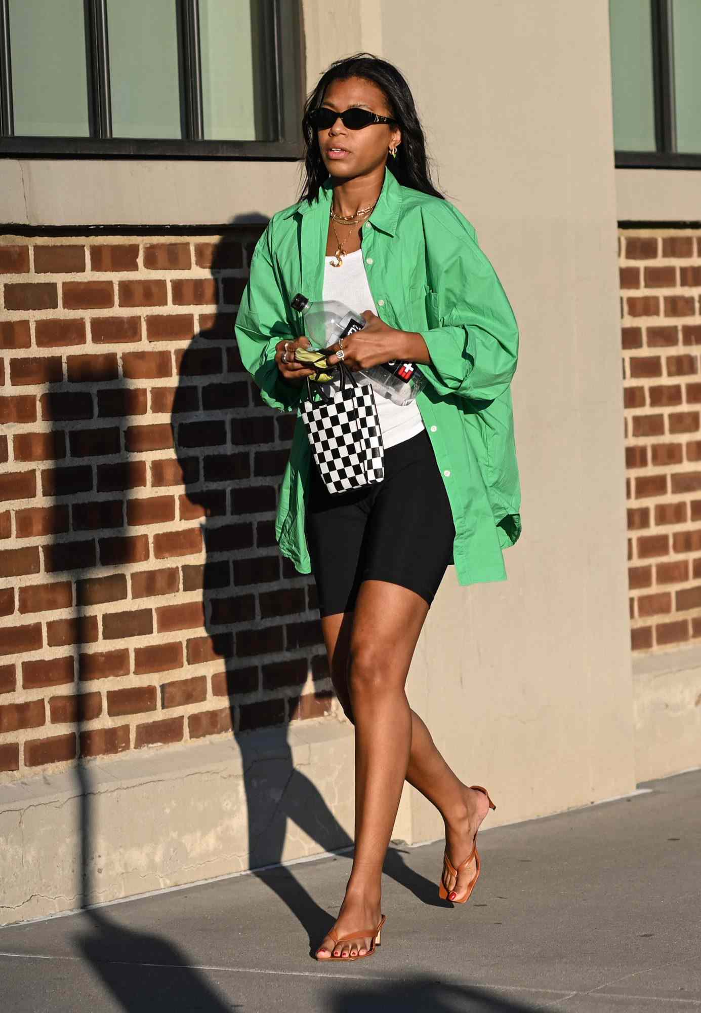 Chic Biker Shorts With Green Oversized Shirt and Heeled Sandals — Biker Shorts Outfits