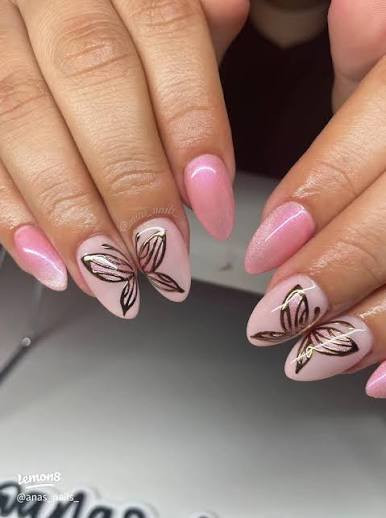 Gold Butterfly Outline Light Pink Shimmer Gold Butterfly Outline Light Pink Shimmer — Butterfly Nails