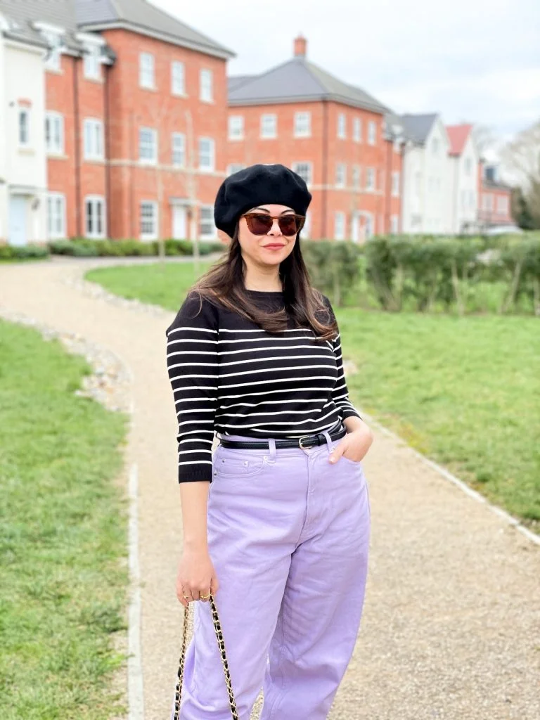 Lavender Mom Jeans with Striped Top and Beret — Mom Jeans Outfits