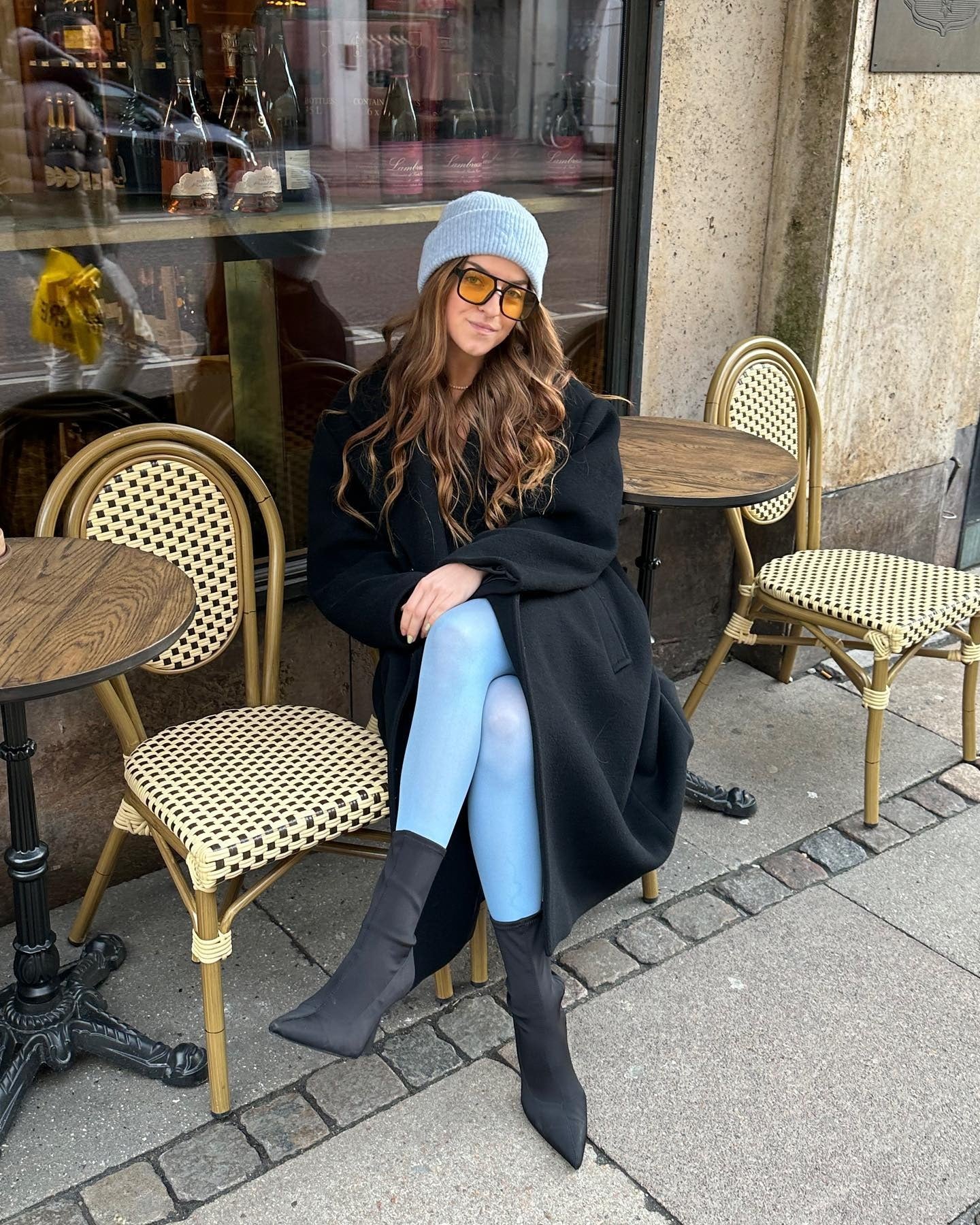 Unexpected Light Blue Tights as Leggings — Legging Outfits