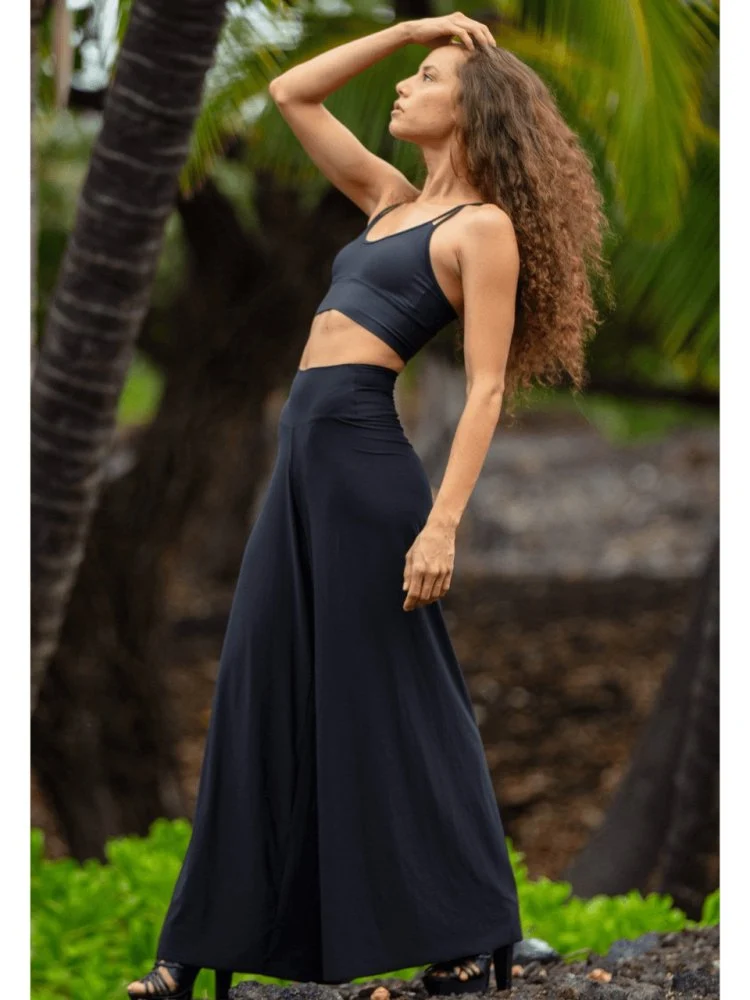 Fluid Black Palazzo Pants with a Crop Top for Resort Style Fluid Black Palazzo Pants with a Crop Top for Resort Style