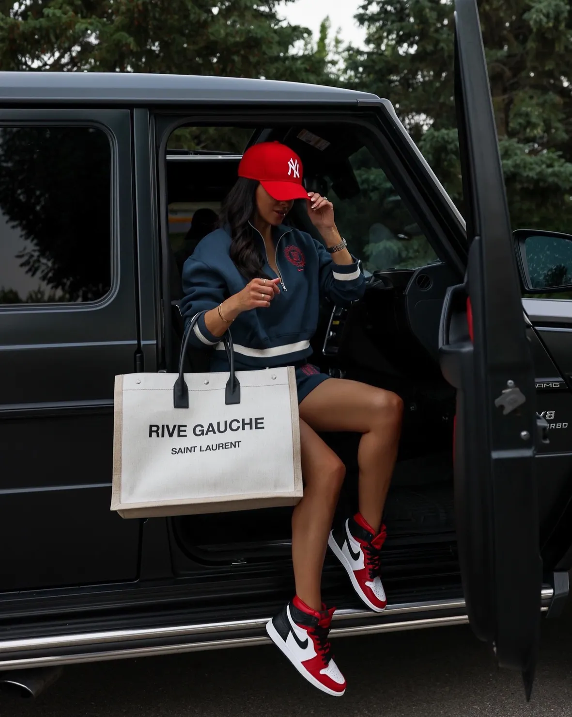 High-Top Jordan 1s Paired with a Navy Tracksuit High-Top Jordan 1s Paired with a Navy Tracksuit — Jordan Outfits