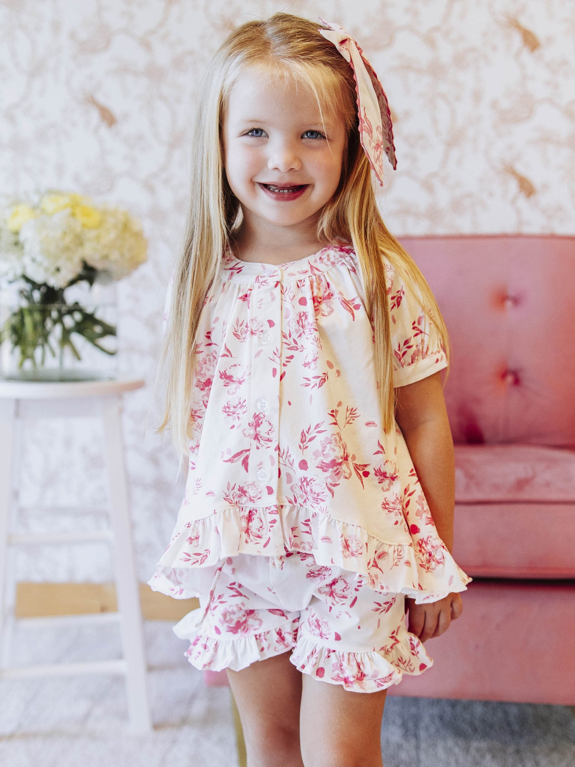 Casual Playwear White and Pink Floral Ruffled Top and Shorts Set Casual Playwear White and Pink Floral Ruffled Top and Shorts Set — Toddler Girl Outfits