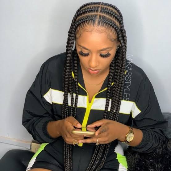 Long Thick Braids Framing the Face Long Thick Braids Framing the Face — Pop Smoke Braids