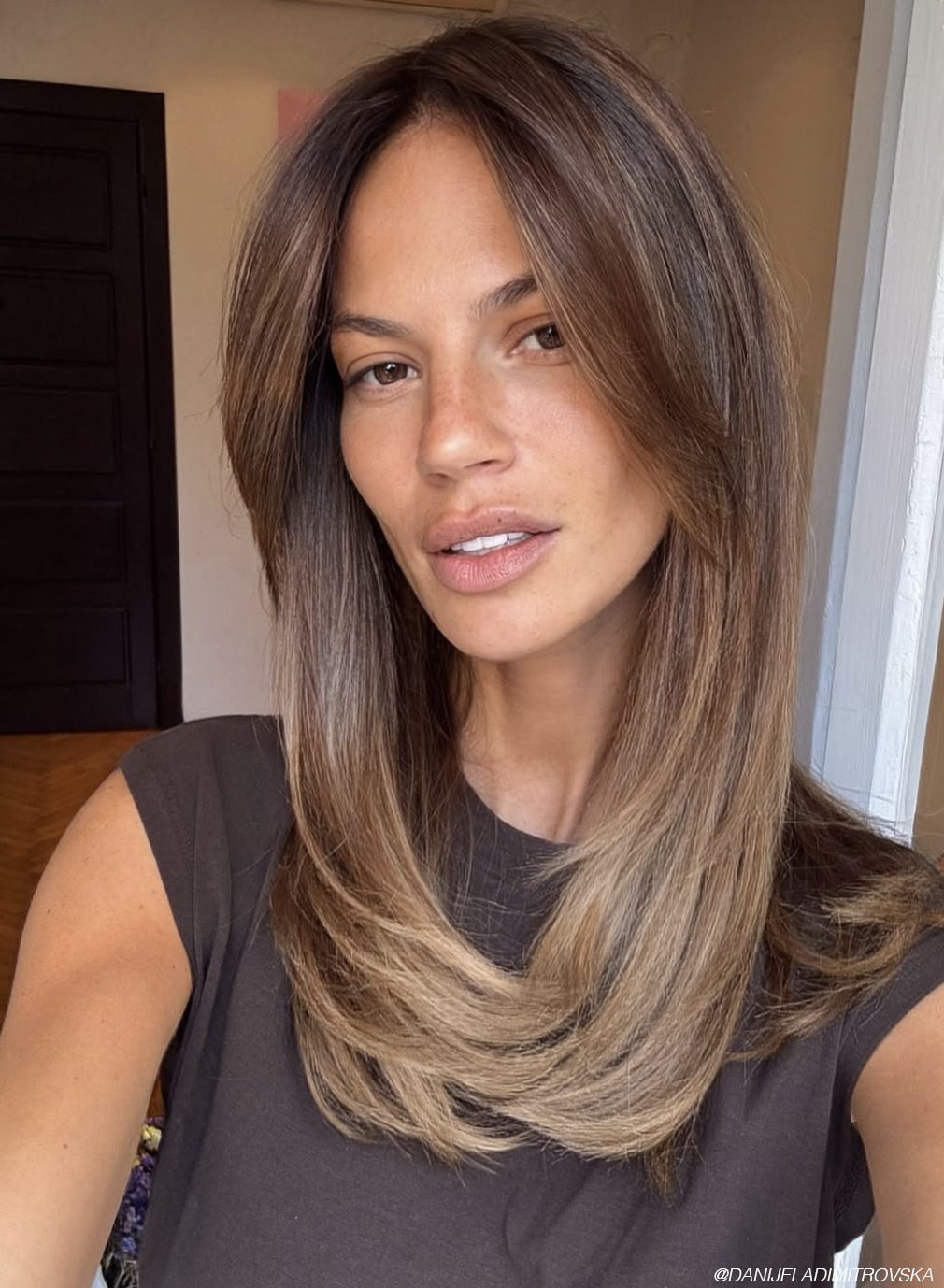 Brunette Lob With Blonde Balayage Layers Brunette Lob With Blonde Balayage Layers — Silk Press