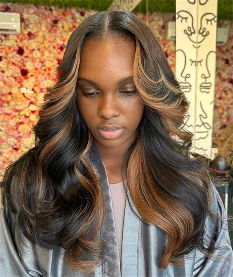 Wavy Lob with Caramel Highlights Wavy Lob with Caramel Highlights — Quick Weave Hairstyles