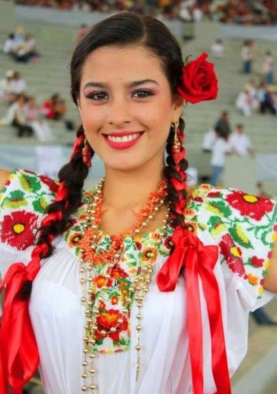 Shoulder Length Braids With Side Bangs Shoulder Length Braids With Side Bangs — Mexican Hairstyles
