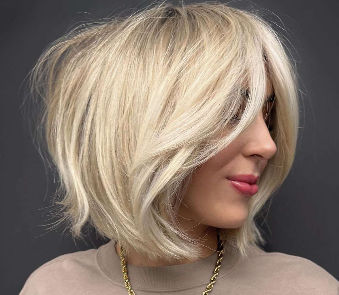 The Effortless Ash Blonde Air-Dried Shag The Effortless Ash Blonde Air-Dried Shag — Messy Hairstyles