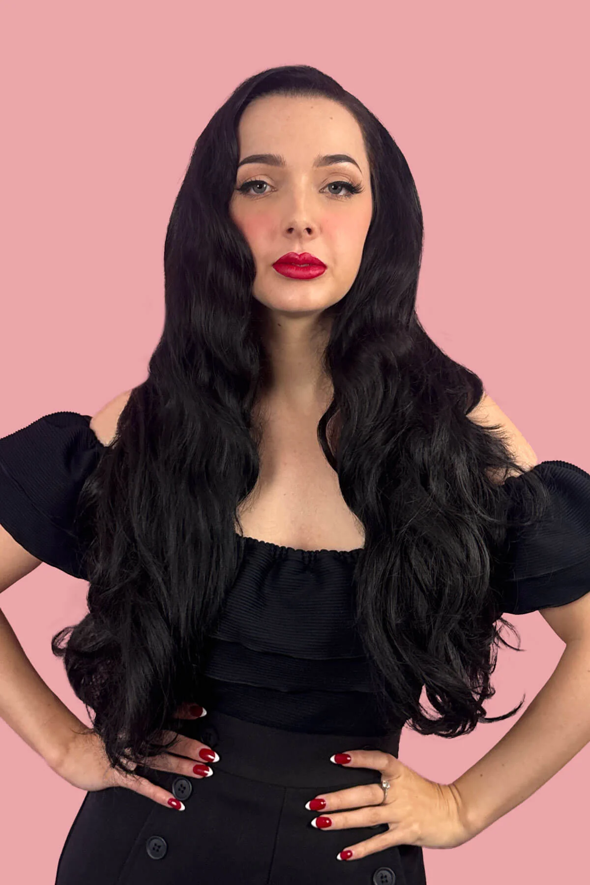 Dramatic Voluminous Black Wand Curls Dramatic Voluminous Black Wand Curls