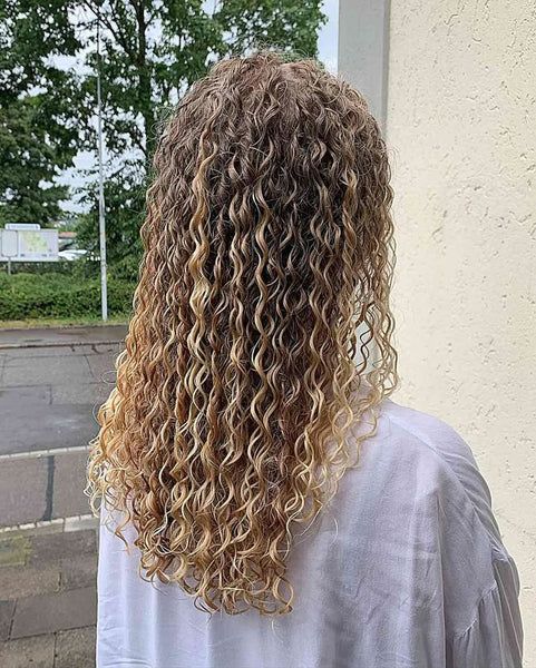 Long Layered Air-Dried Curls — Perm Hairstyles