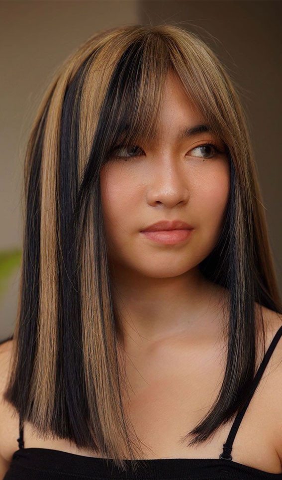 Sharp Bob With Bold Blonde Streaks — Two Tone Hair