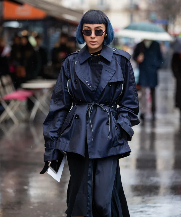 Chin Visual Idea — Dark Blue Hair