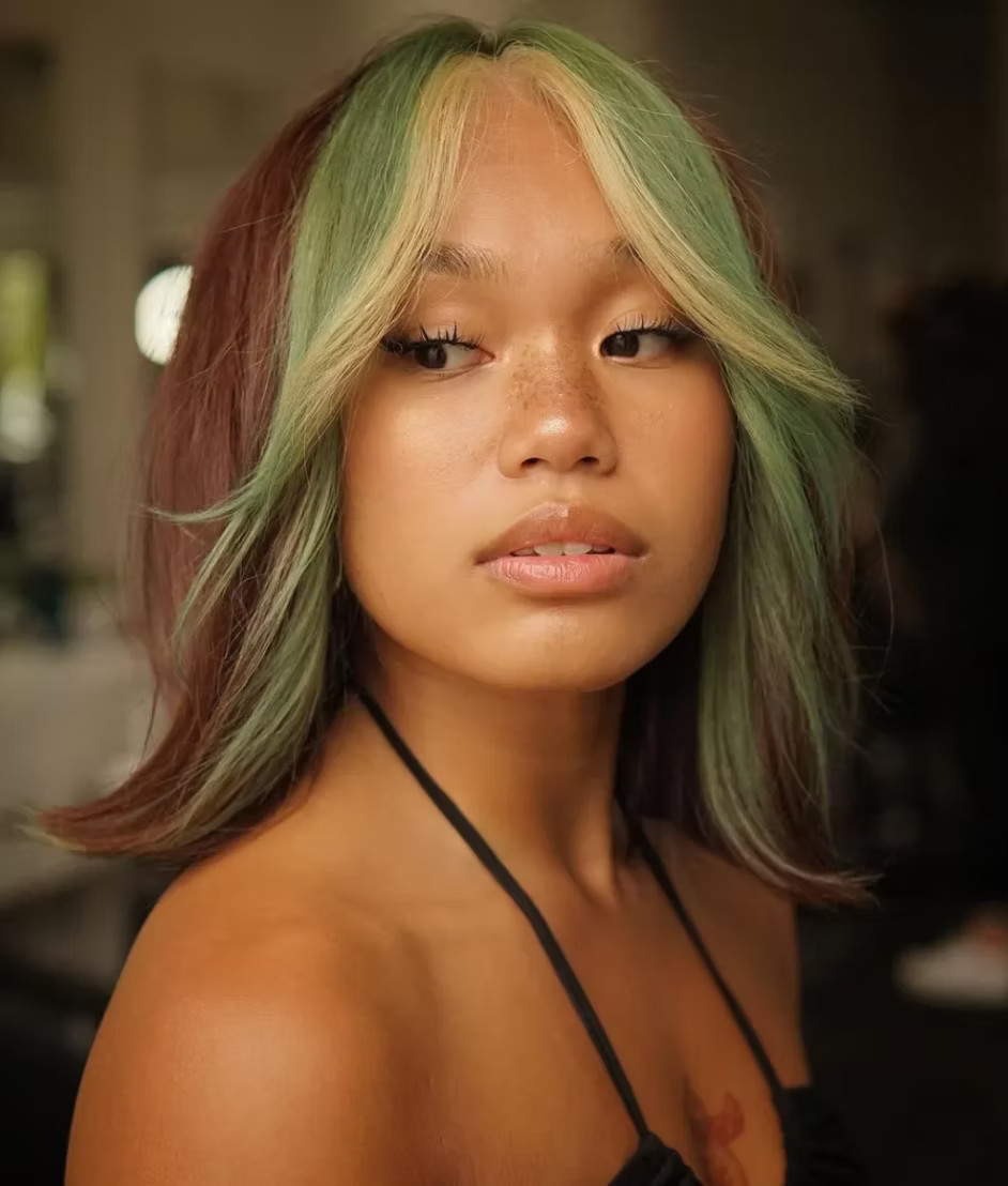 Mint Green Lob With Blonde Money Piece — Green Hair