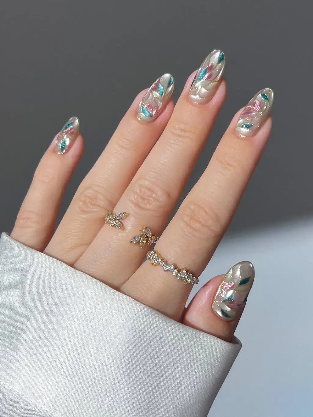 Cat Eye Nails: 42 Cute Designs for 2026 + Magnetic Gel Polish Tutorial