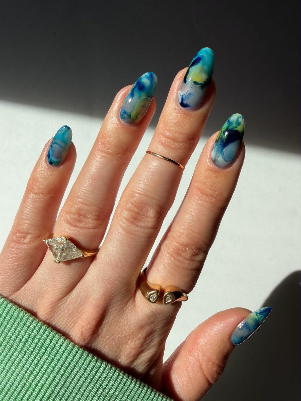 Visual Idea — Turquoise Nails