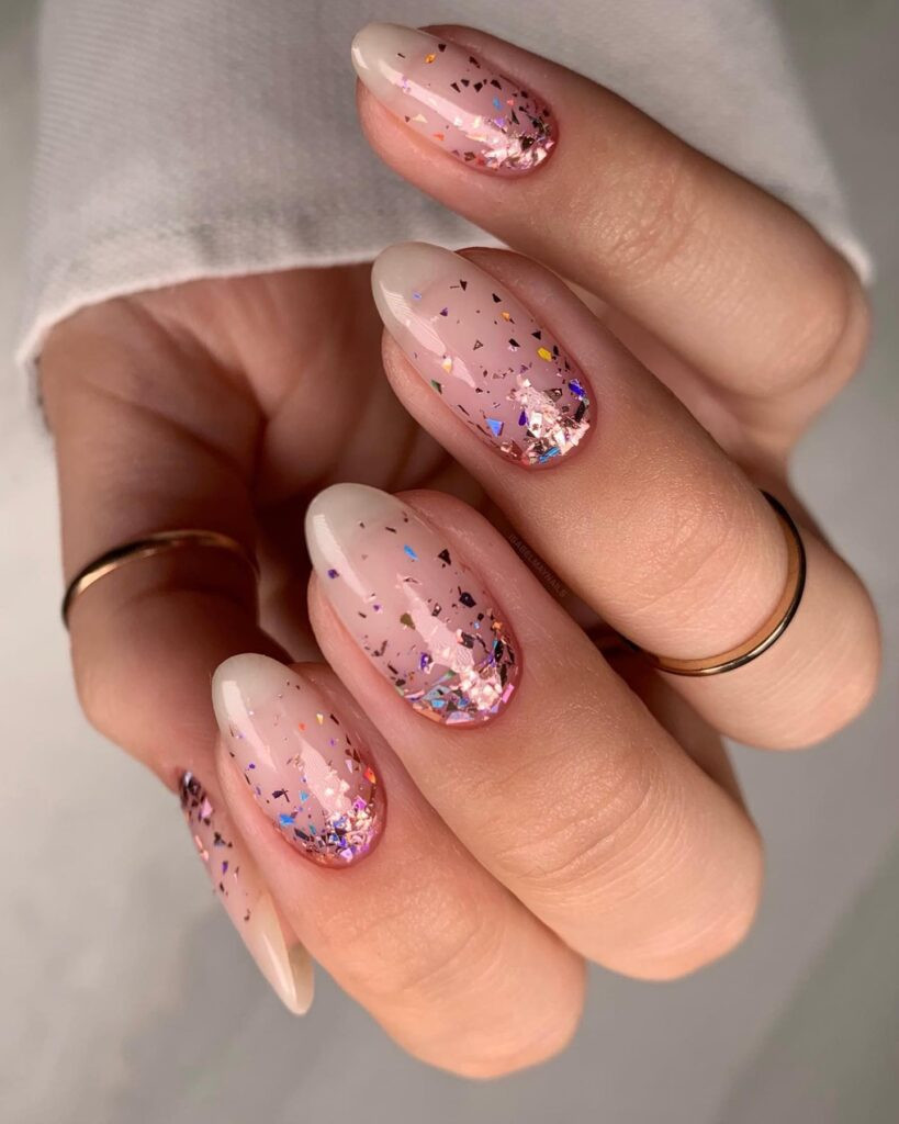 Iridescent Glitter Flake Oval Nails — Festival Nails