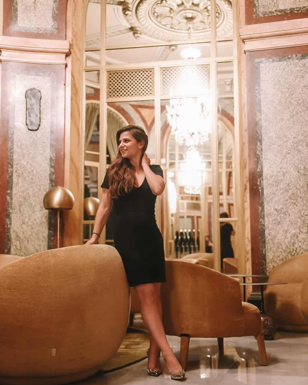 What to wear to the Monte Carlo Casino in Monaco | Petite in Paris
