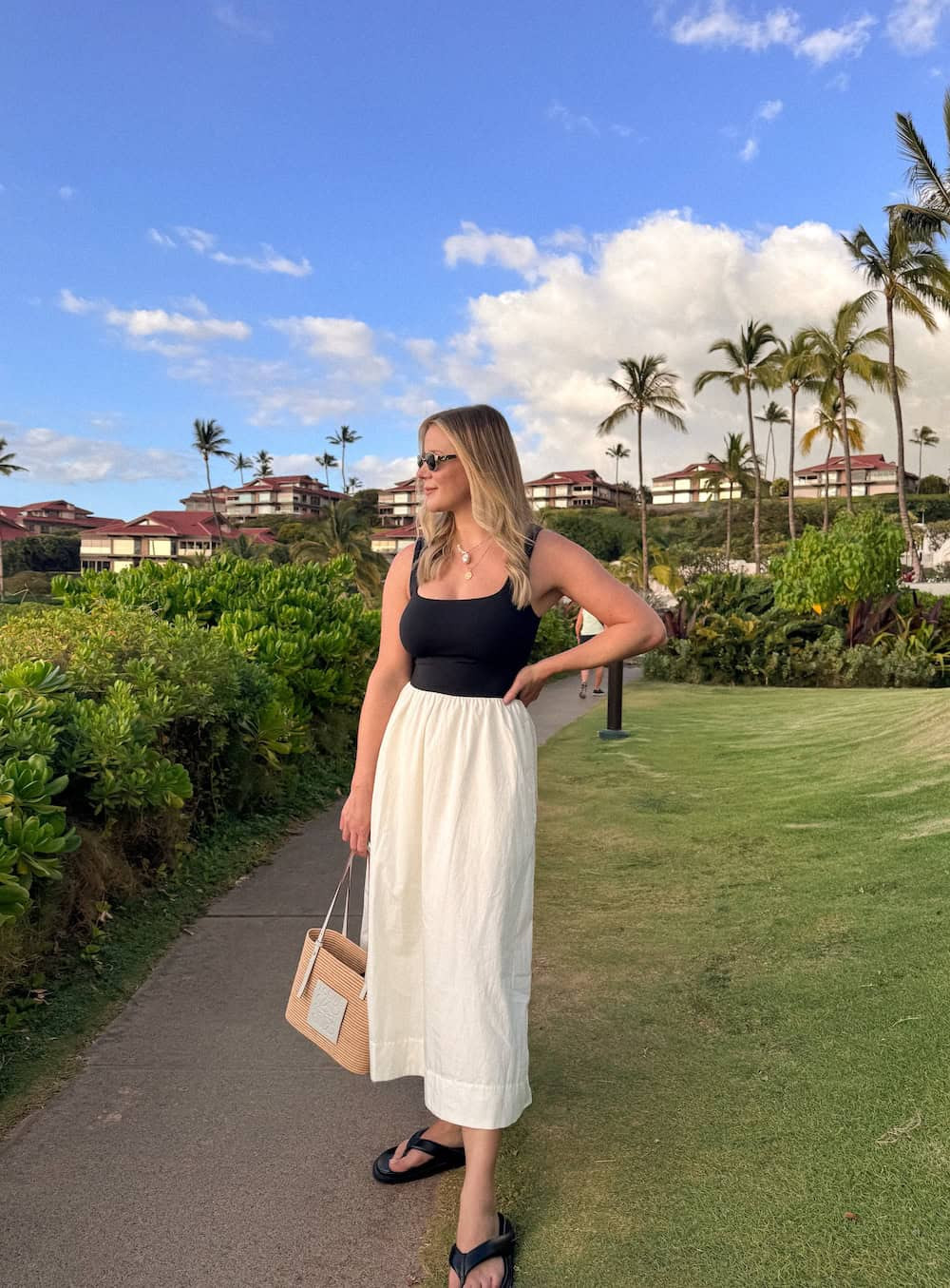 Black Tank and Cream Linen Pants for Island Casual Black Tank and Cream Linen Pants for Island Casual — Maui Outfits