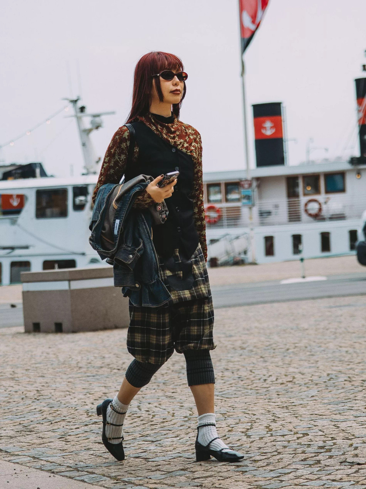 Plaid Culottes with Vest for Unique Street Style — Portugal Outfits