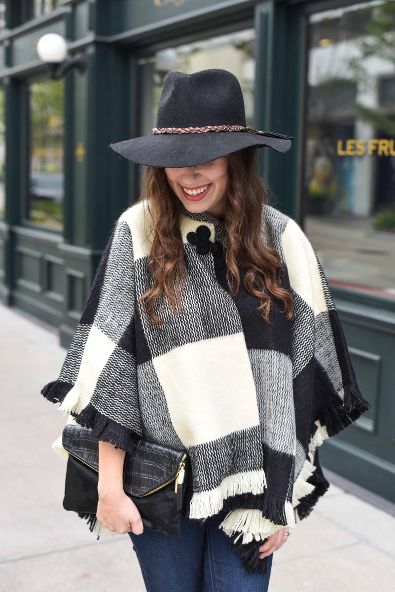 Black and Cream Plaid Wool Poncho with Dark Wash Jeans — Turkey Outfits