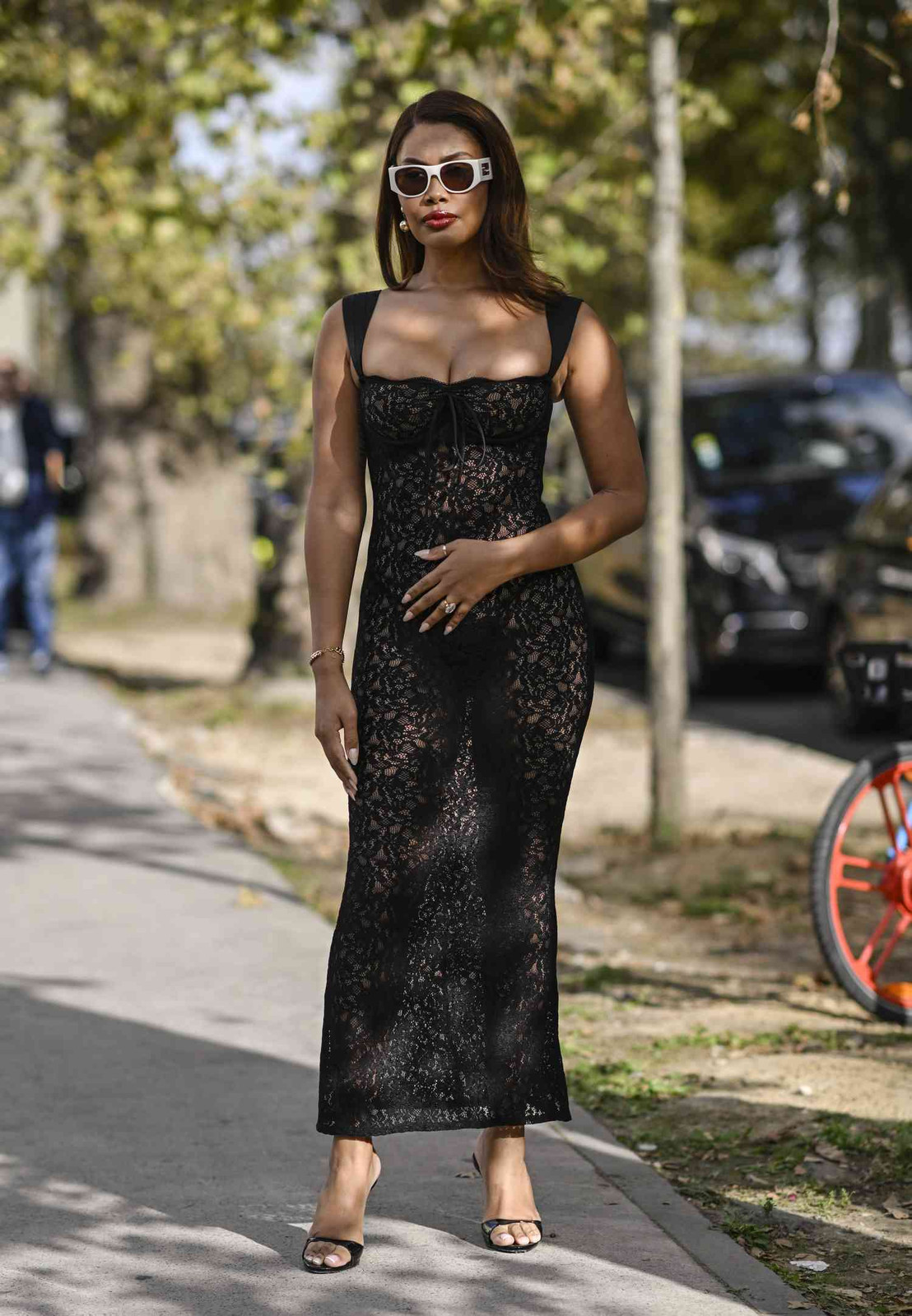 Chic Fitted Black Lace Midi Dress for Evening Chic Fitted Black Lace Midi Dress for Evening — Lace Dresses