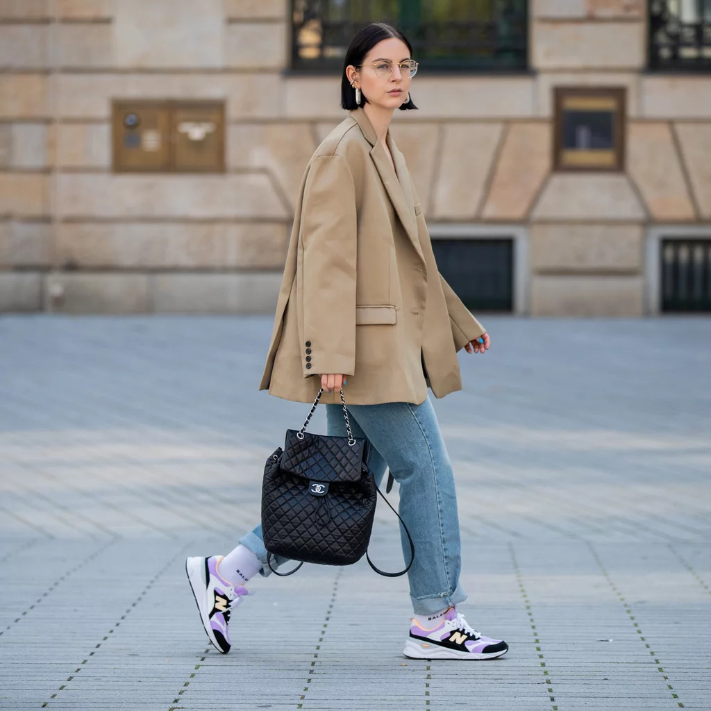 Oversized Blazer and Colourful 574s for a Casual Statement — New Balance 574 Outfits