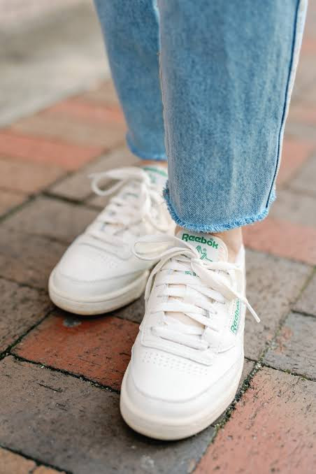 Fresh Palette: Club C with Green Accents and Frayed Denim — Reebok Club C Outfits