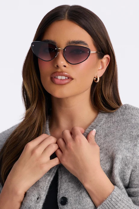 Cozy Grey Cardigan and Black Top with Cat Eye Sunglasses Cozy Grey Cardigan and Black Top with Cat Eye Sunglasses — Cat Eye Sunglasses Outfits
