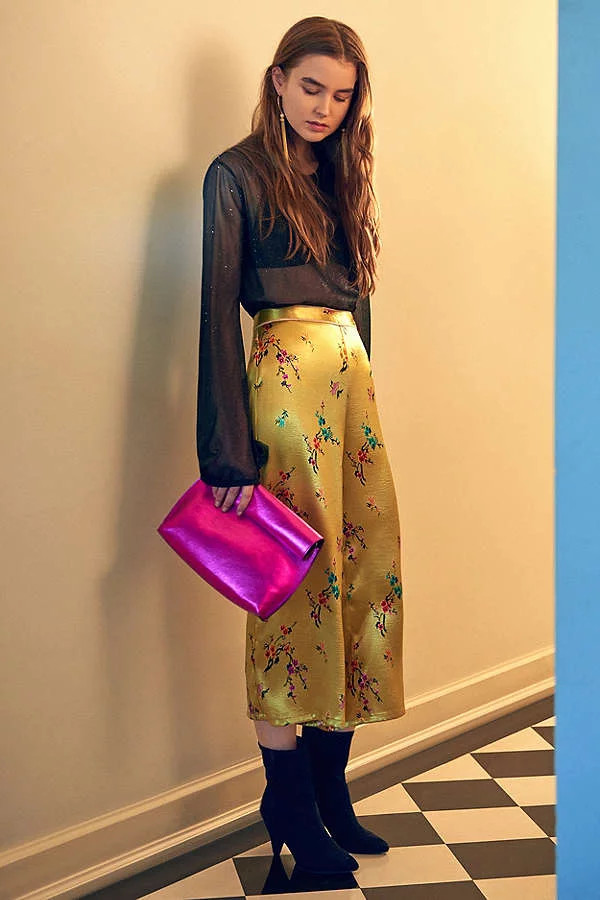 Floral Wide-Leg Satin Pants with Sheer Top and Ankle Boots Floral Wide-Leg Satin Pants with Sheer Top and Ankle Boots — Urban Outfitters Outfits