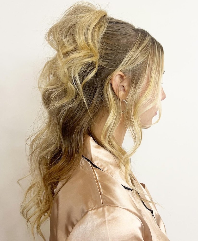 Voluminous High Ponytail with Side Bangs Voluminous High Ponytail with Side Bangs — Half Up Half Down Thin Hair