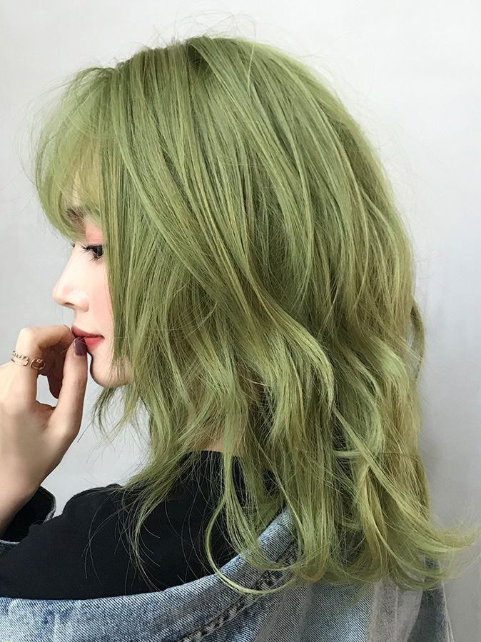 Collarbone Sage Green With Highlights Collarbone Sage Green With Highlights — Sage Green Hair